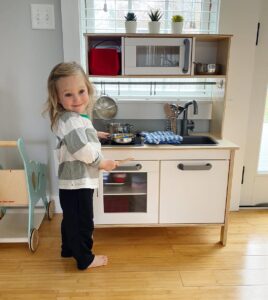 Kids Play Kitchen